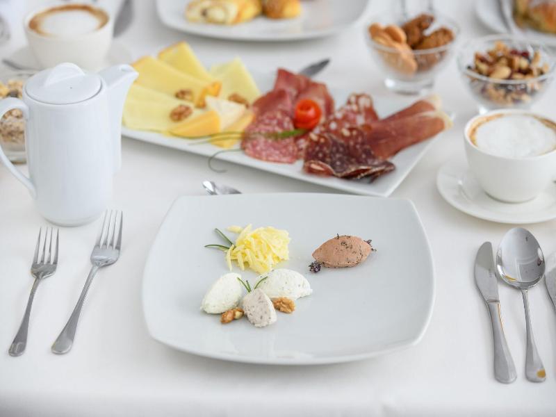 Hotel Golte image