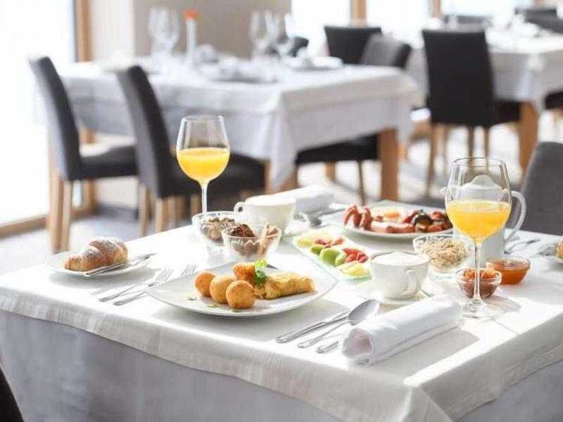 Hotel Golte image