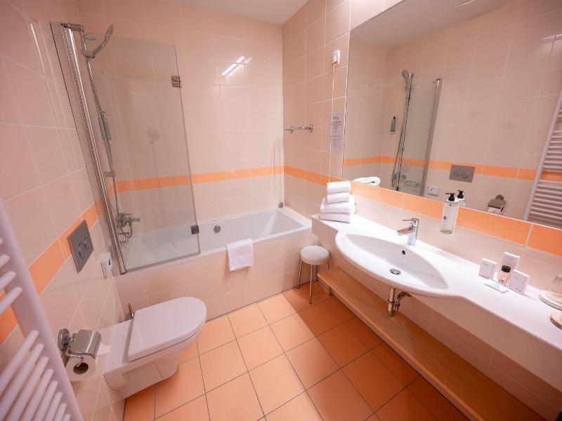 Hotel Golte image