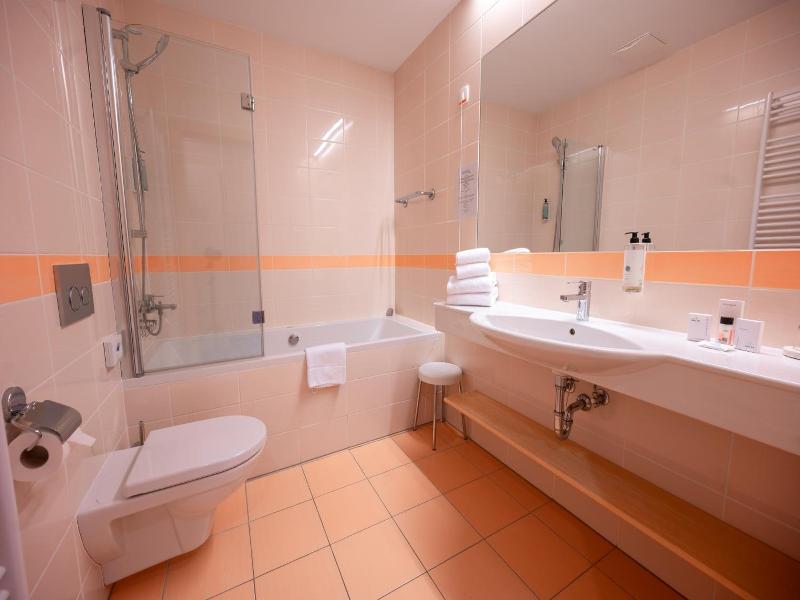 Hotel Golte image