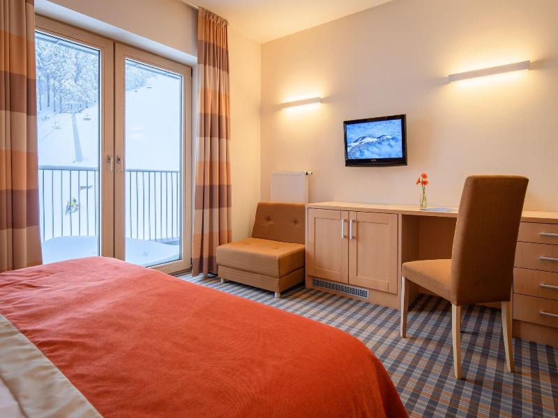 Hotel Golte image