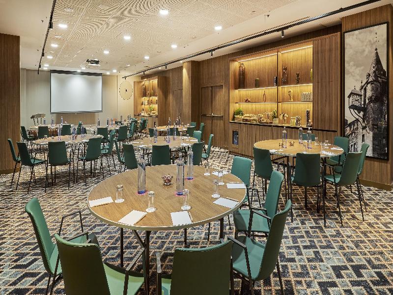 NH Collection Madrid Eurobuilding image