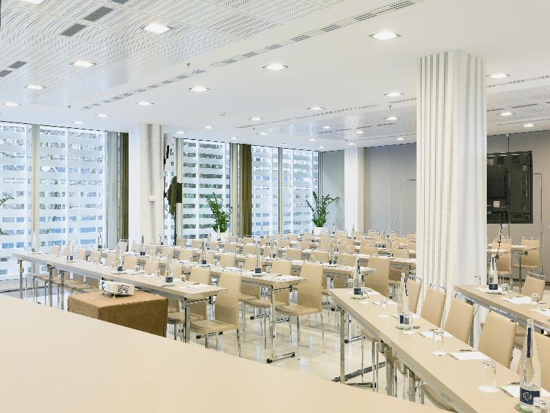 NH Collection Madrid Eurobuilding image