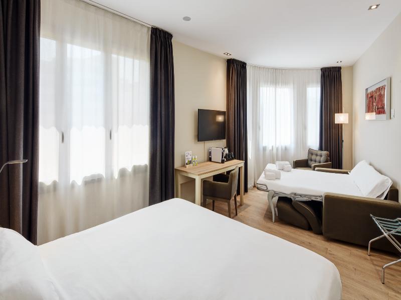 Sercotel Amister Art Hotel image
