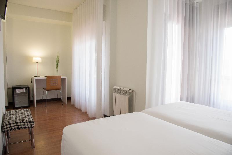 Hotel Delta Tudela image