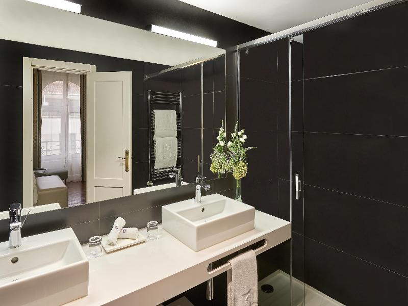NH Collection Gran Hotel de Zaragoza image