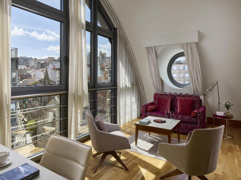 NH Collection Vigo image