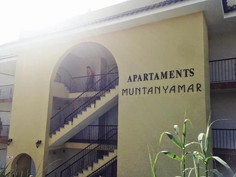 Muntanya Mar Apartments