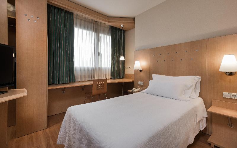 Holiday Inn Express Logrono Rioja image