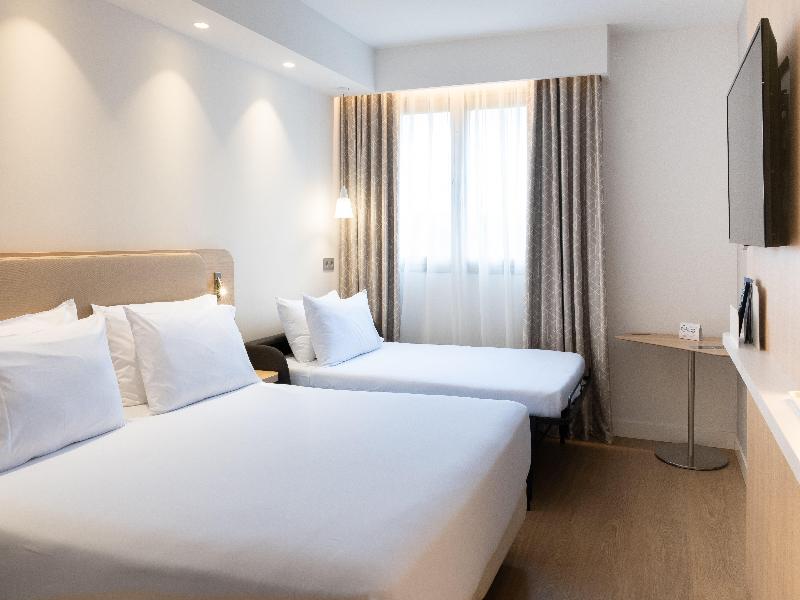 Holiday Inn Express Logrono Rioja image