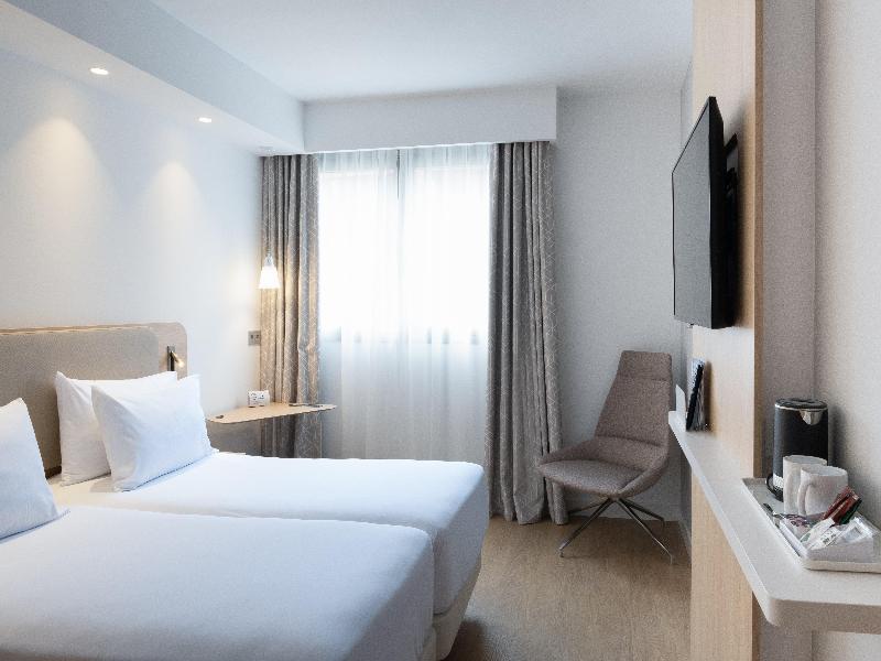 Holiday Inn Express Logrono Rioja image