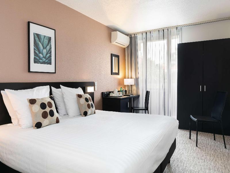 Best Western Hotel Mediterranee Menton image