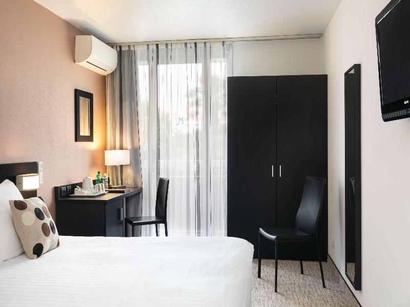 Best Western Hotel Mediterranee Menton image