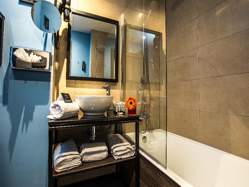 NYX Hotel Madrid by Leonardo Hotels image