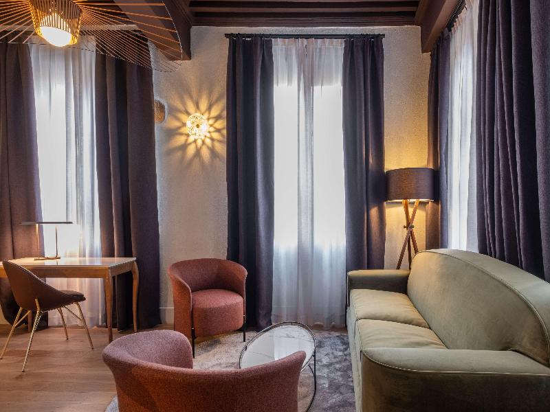 Cour des Loges Lyon, a Radisson Collection Hotel image