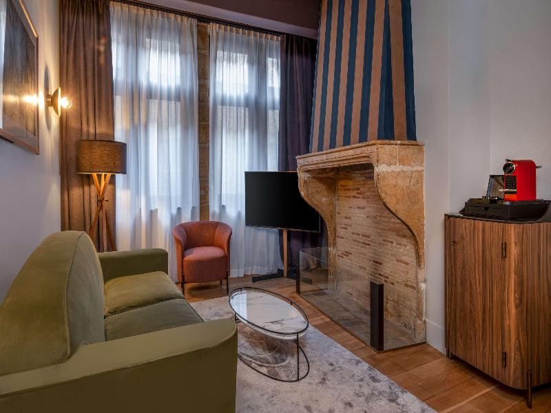 Cour des Loges Lyon, a Radisson Collection Hotel image