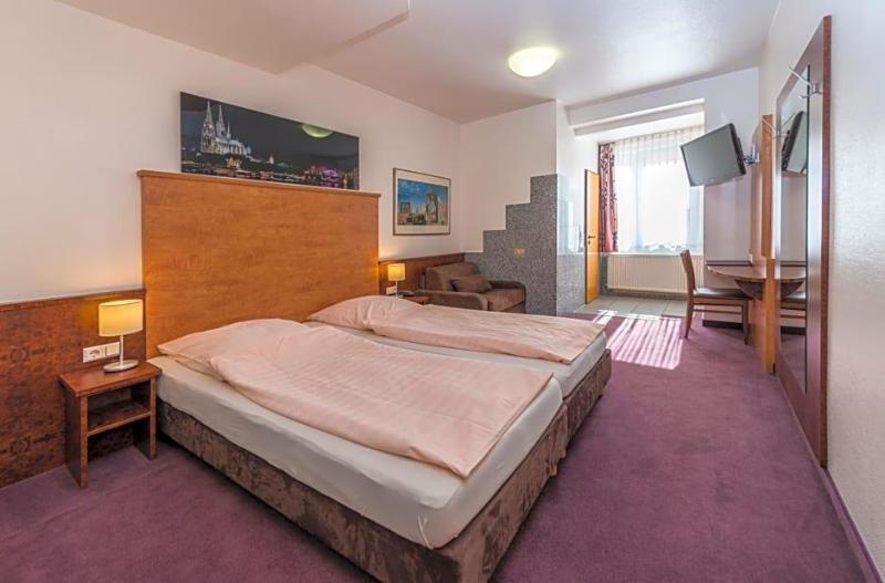 Breslauer Hof  image