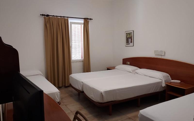 Hostal San Juan image