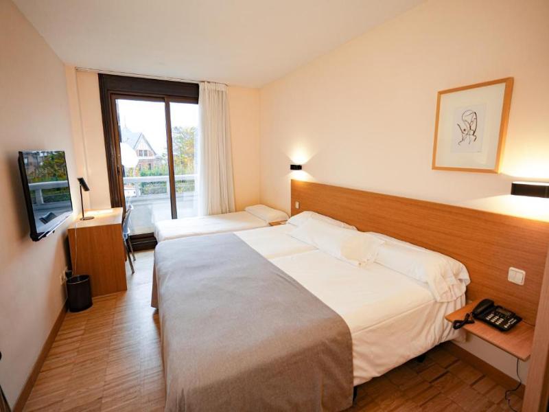 Gran Hotel Victoria image