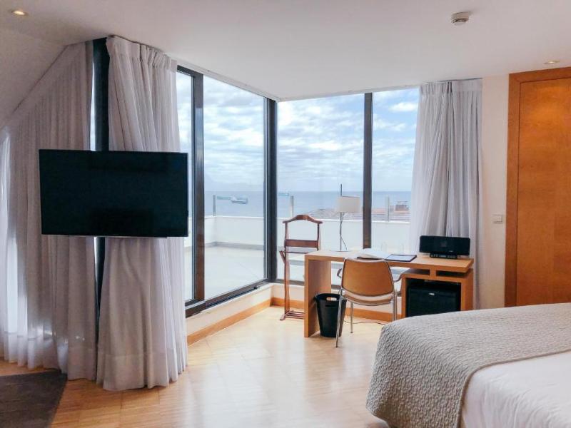 Gran Hotel Victoria image