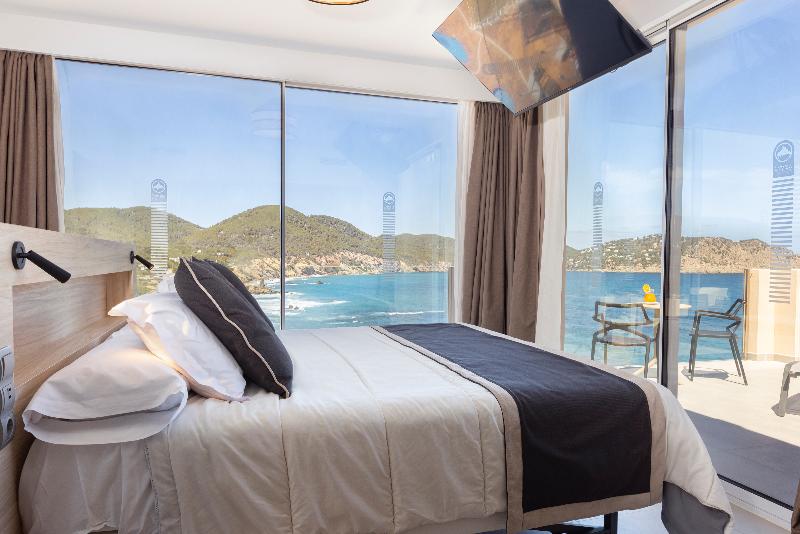 Invisa Hotel Cala Verde image