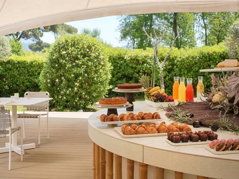 UNA HOTELS Forte Dei Marmi image
