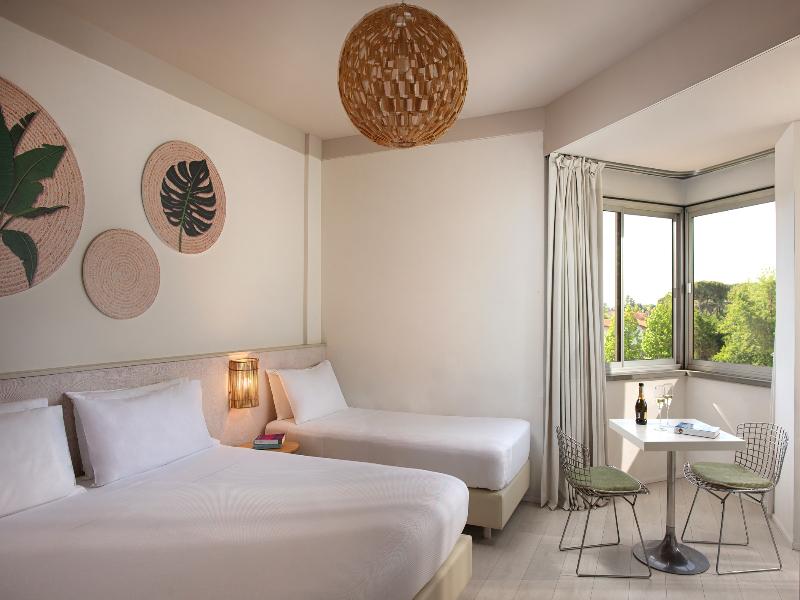 UNA HOTELS Forte Dei Marmi image