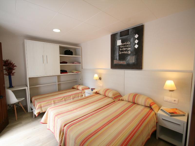 Cala Montjoi image