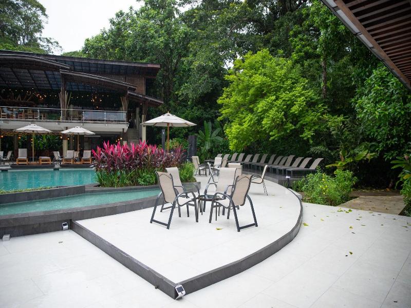 Pachira Lodge image