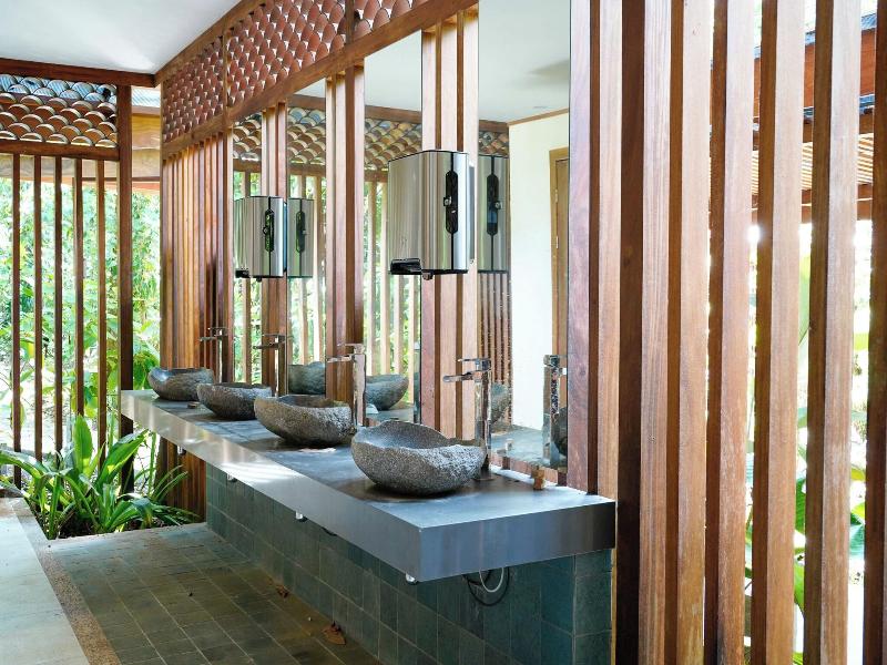 Pachira Lodge image