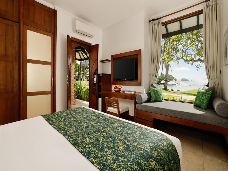 Candi Beach Resort & Spa image