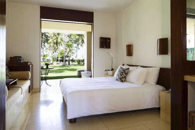Alila Manggis image