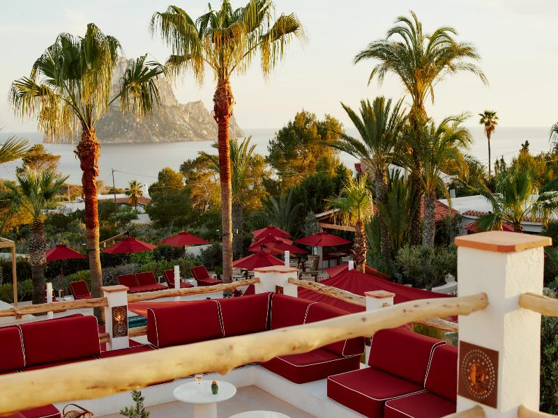 Petunia Ibiza - Adults Only