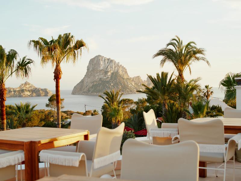 Petunia Ibiza - Adults Only