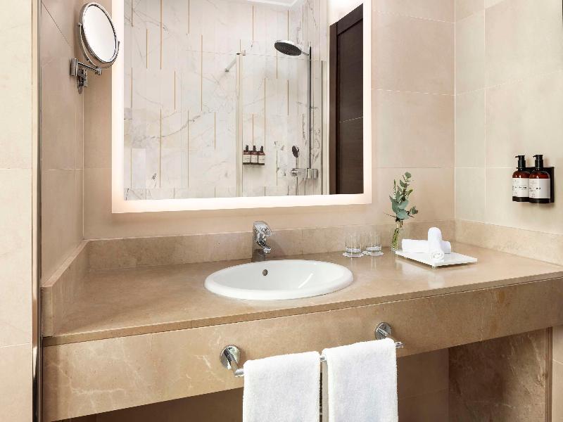 NH Collection Granada Victoria image