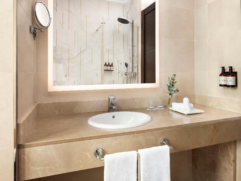 NH Collection Granada Victoria image