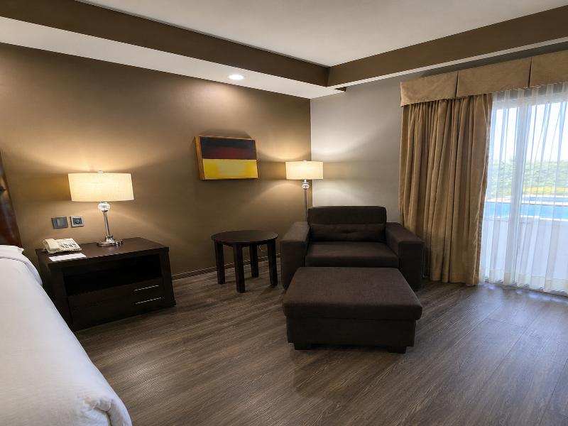 Best Western Plus Monterrey Aeropuerto image