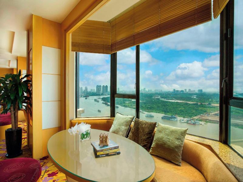 Renaissance Riverside Hotel Saigon image
