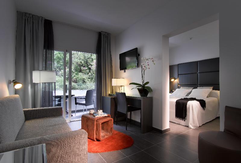 Palladium Hotel Cala LLonga image