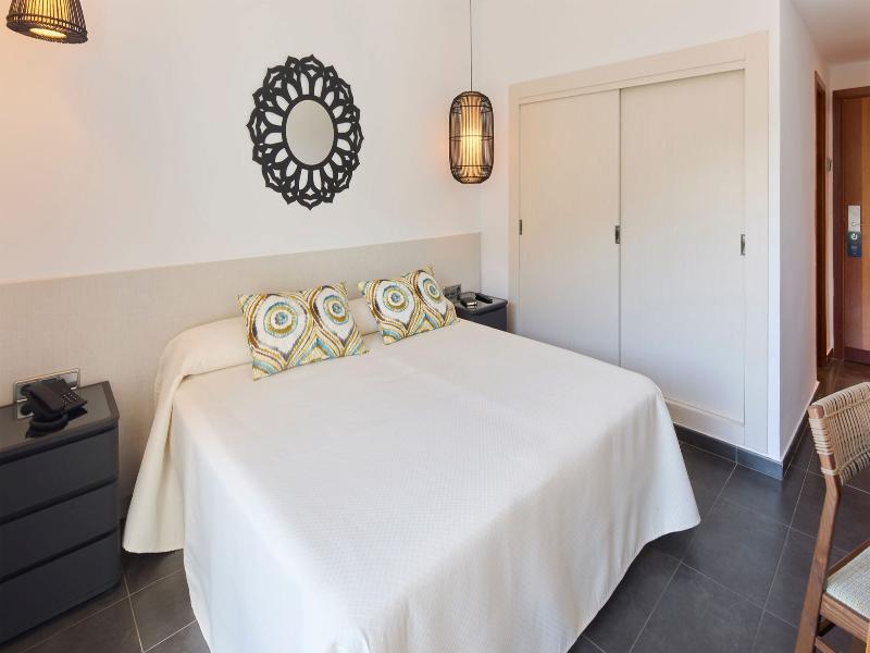 Palladium Hotel Cala LLonga image