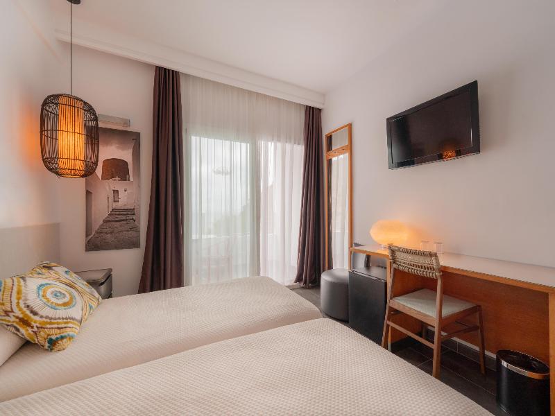 Palladium Hotel Cala LLonga image