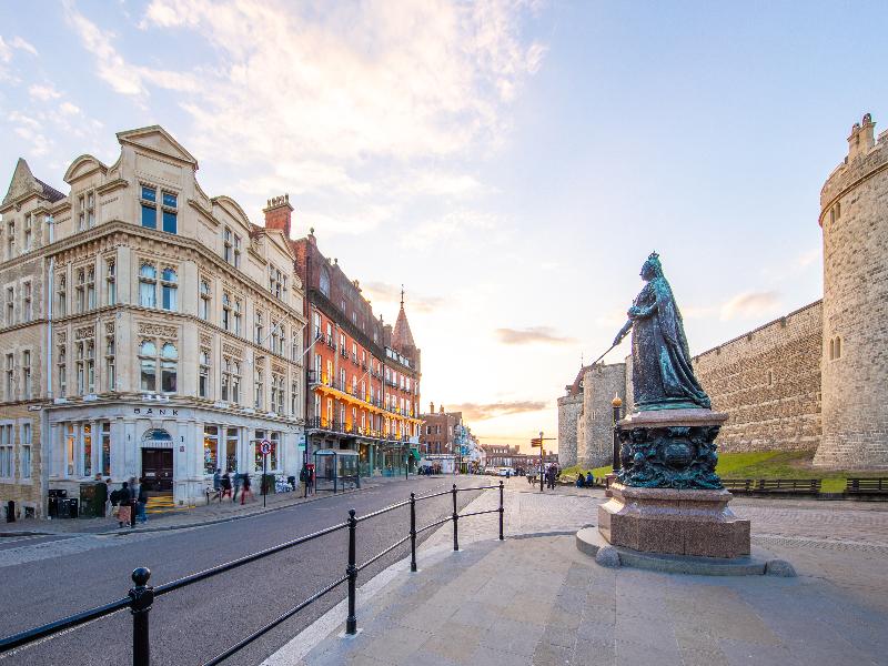 Harte and Garter Hotel image