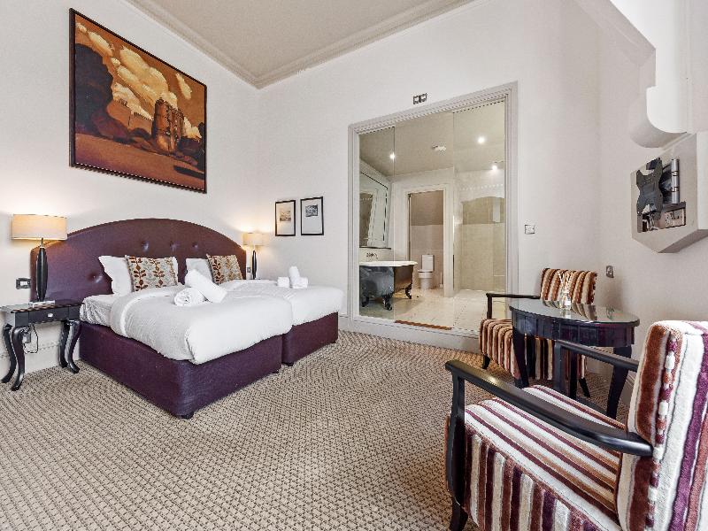 Harte and Garter Hotel image