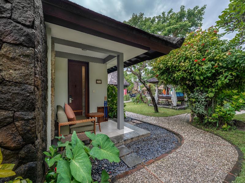 Rama Beach Resort & Villas image