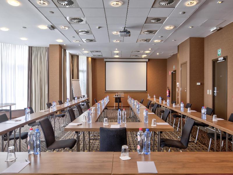 Radisson Blu Balmoral Hotel image