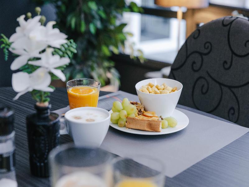 Radisson Blu Balmoral Hotel image