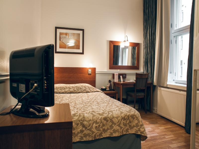Hotel Anna image