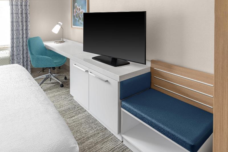 Hilton Garden Inn Queens/JFK Airport image