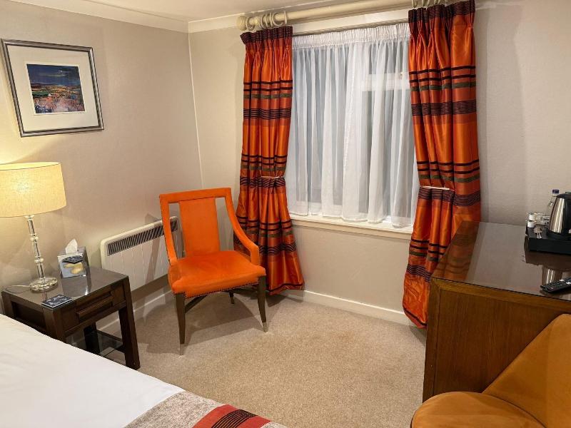 Airds Hotel image
