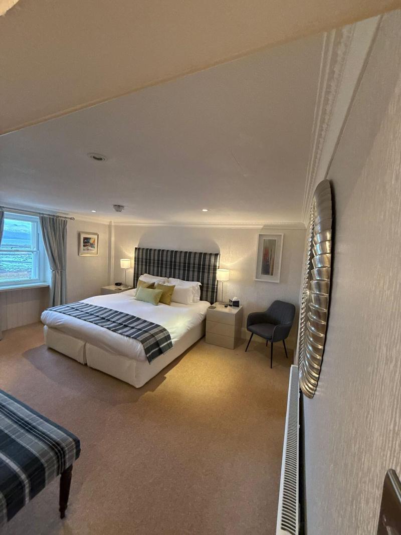 Airds Hotel image